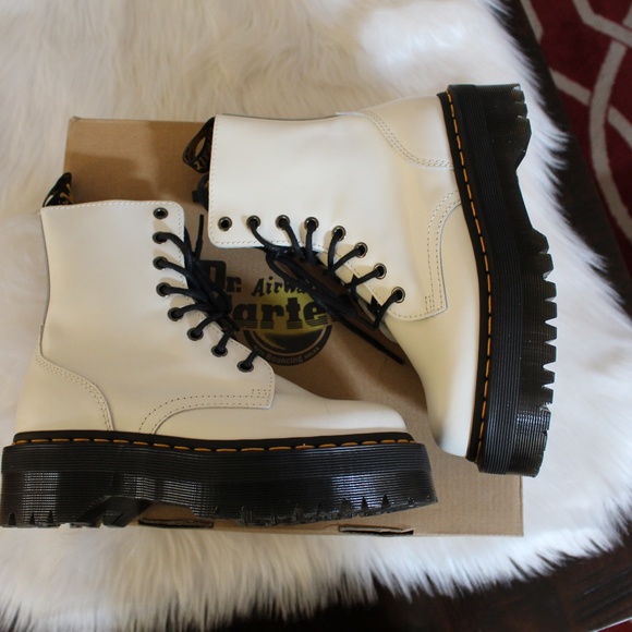 Dr. Martens, Jadon white Polished smooth platform leather boots - Picture 3 of 12